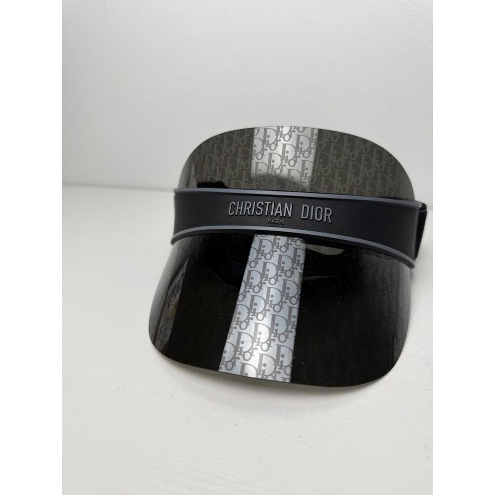 Dior V1U 11A Women's Sun Visor Hat - Black